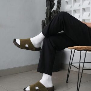 Dual-buckle style meets heavy-duty comfort. Step up your game.